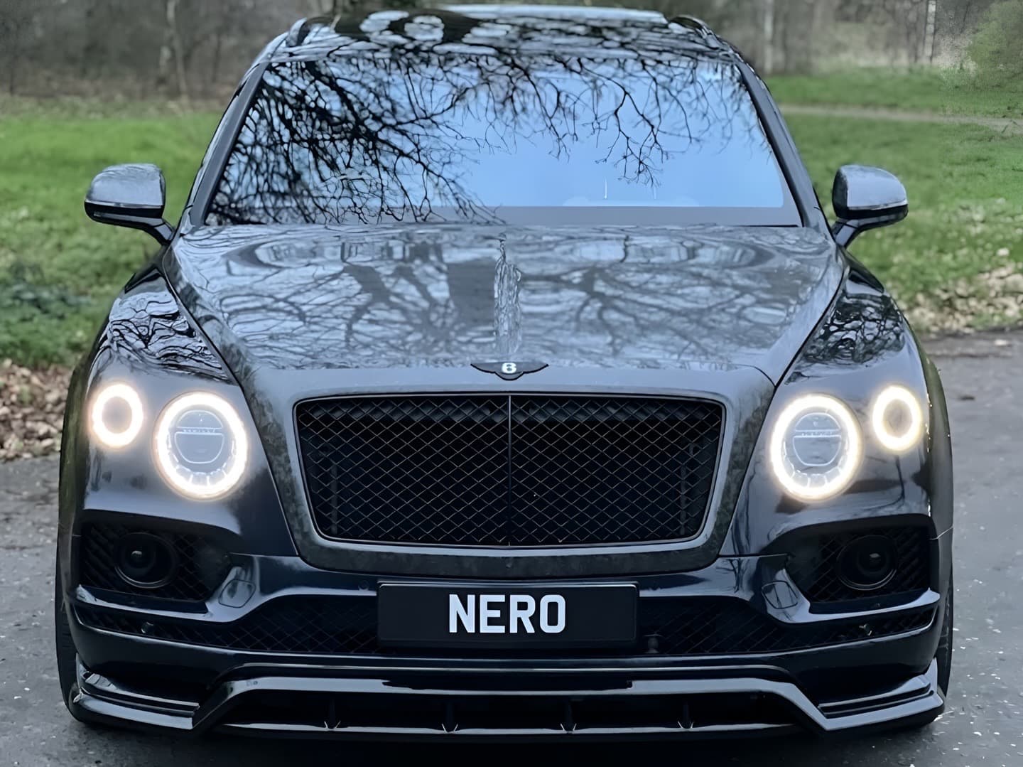 Blackout Bentley Bentayga - Image 6