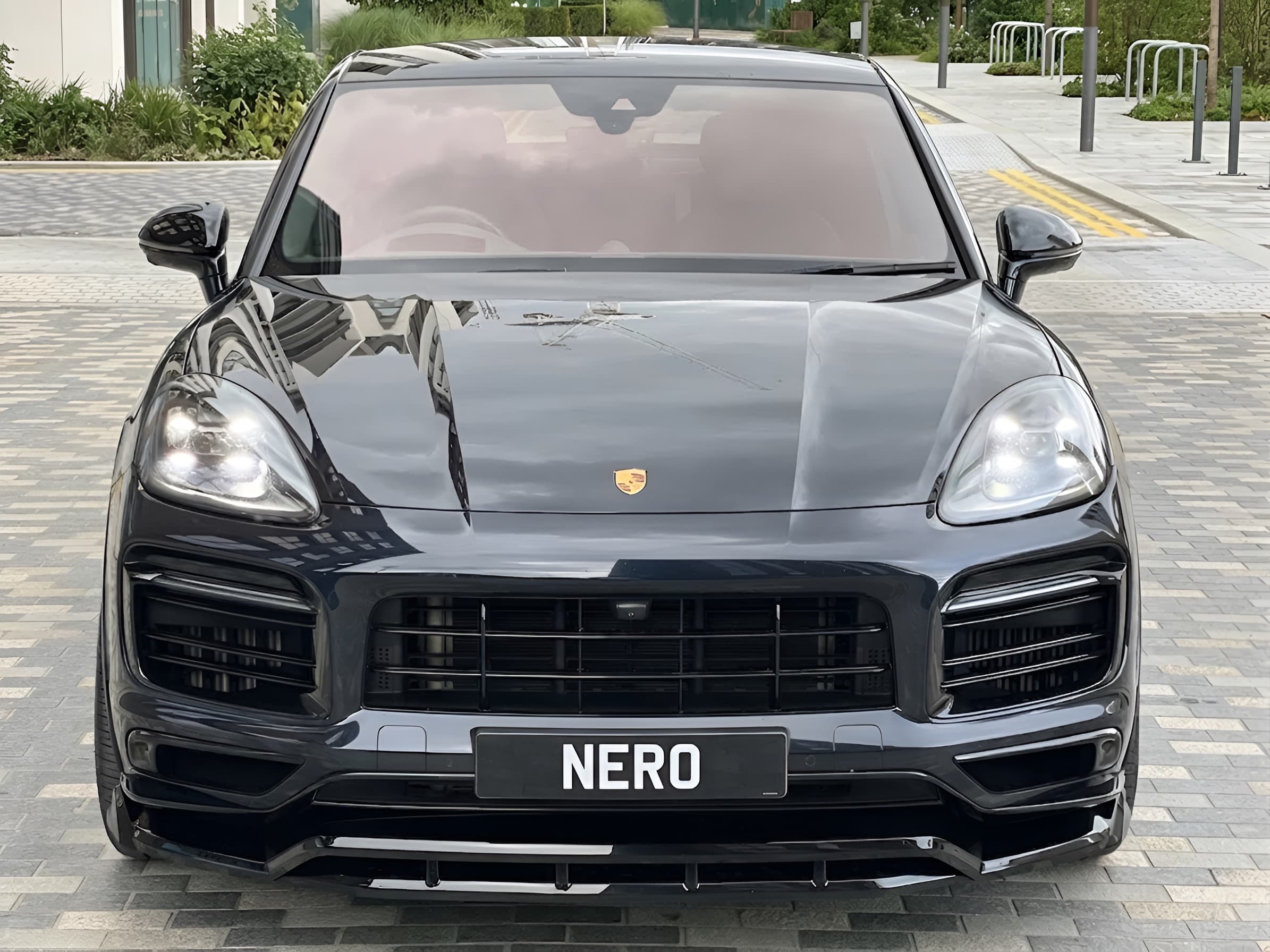 Murdered Out Porsche Cayenne Coupé - Image 3